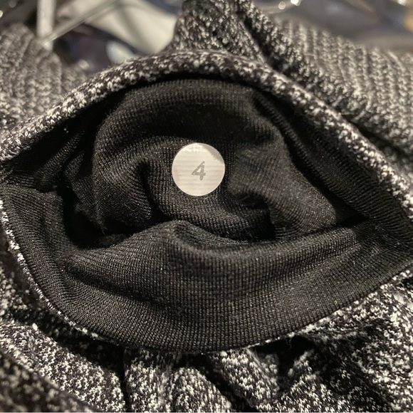 LULULEMON Wunder Under Leggings - Picture 4 of 7